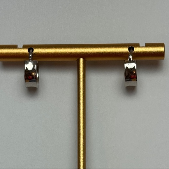 14 Karat White Gold Huggie Hoops - Picture 1 of 7